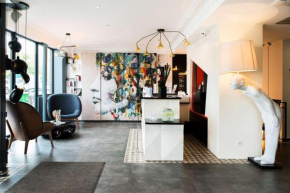Гостиница Best Western Plus Opéra Batignolles  Париж